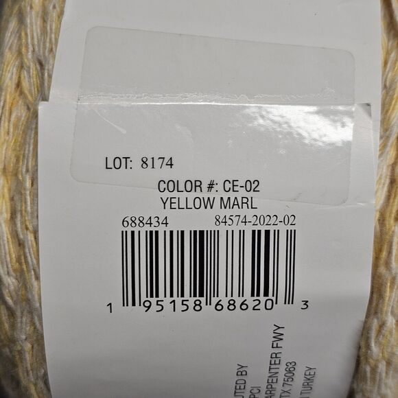 Loops & Threads Macrame Colors Yarn Bundle Of Two Different Colors 10.5oz Each - Picture 5 of 10